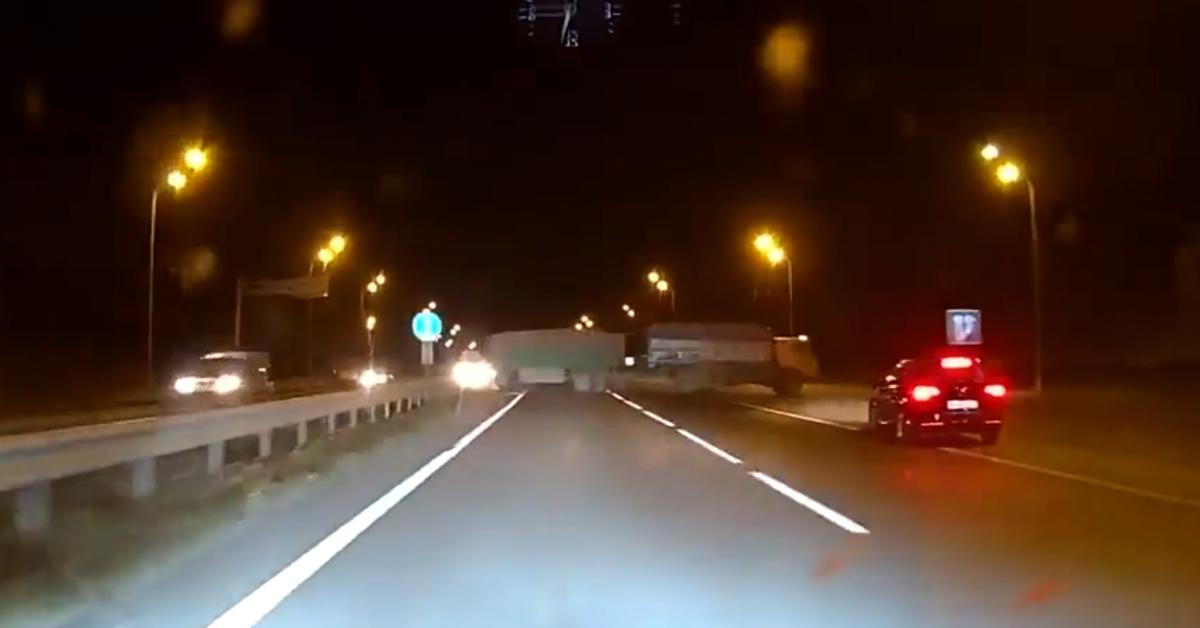 Vozili su preko 200 km/h, a onda je izletio tegljač