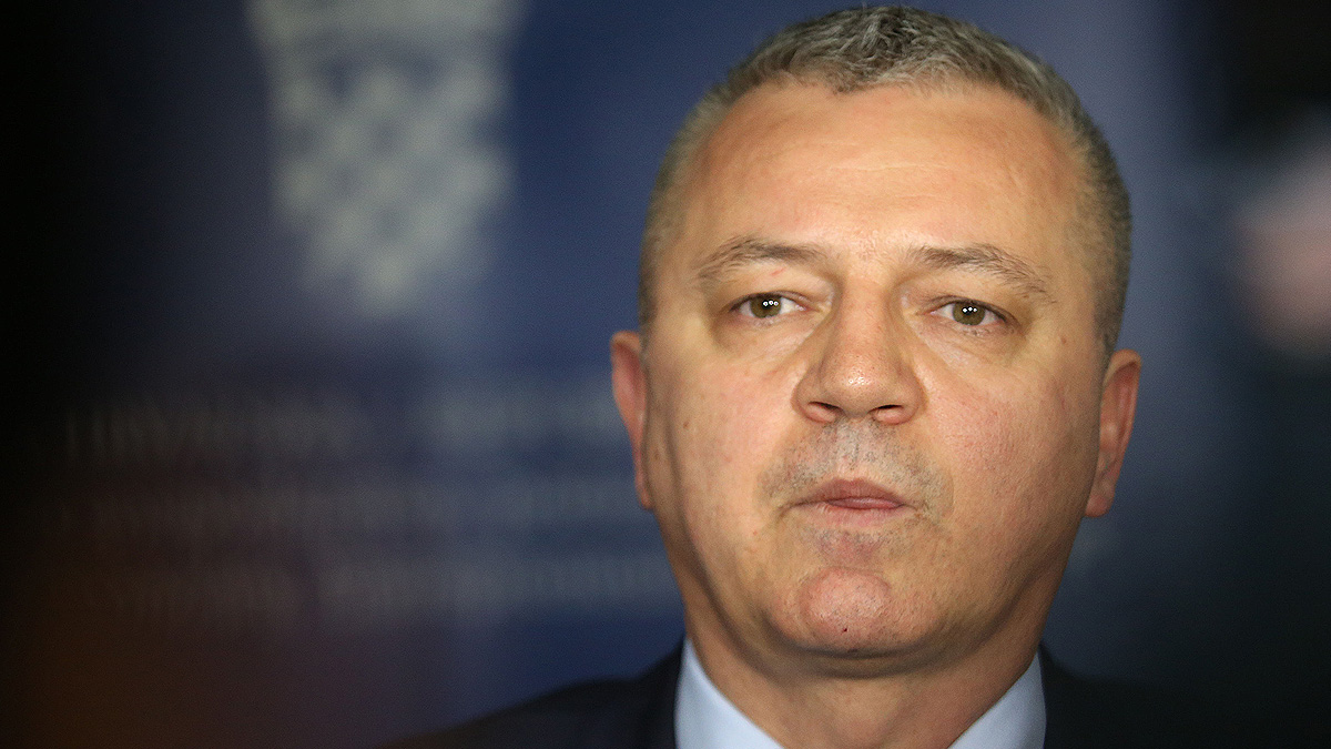 Ministar Horvat hvali vladu zbog rasta BDP-a. Krištof: Za to je zaslužan turizam