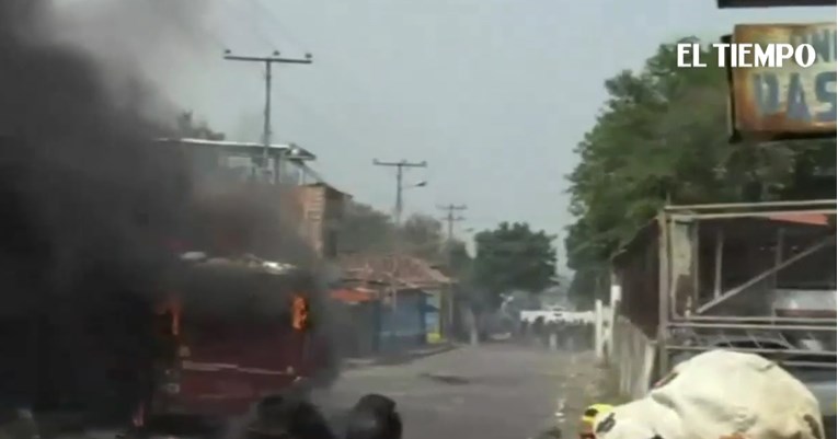VIDEO Dvoje mrtvih na granici. Maduro pleše, a vojnici i prosvjednici ratuju