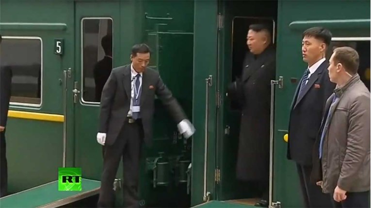 VIDEO Kim Jong-un stigao u Vladivostok na povijesni susret s Putinom