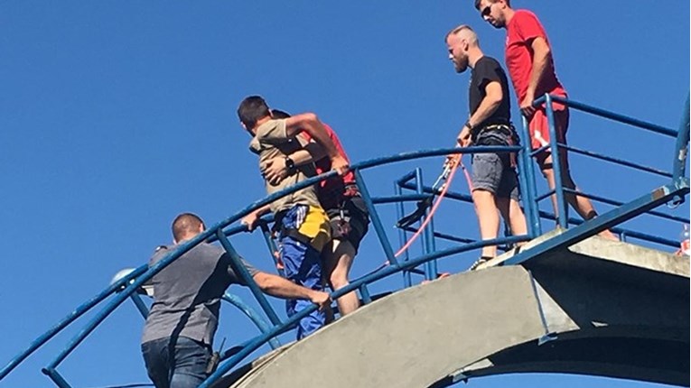 U Karlovcu se pijan popeo na skakaonicu od 10 metara. Spasili ga GSS-ovci