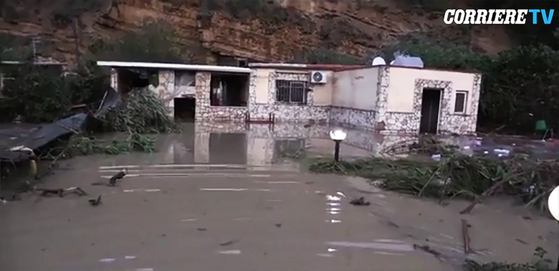 Rijeka progutala vilu na Siciliji: Poginula djeca, roditelji, djed i baka