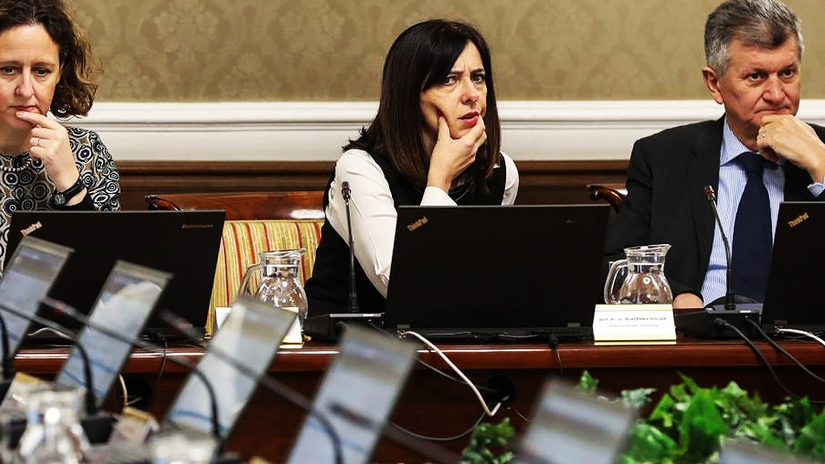 Divjak Bozaniću: Sigurna sam da Crkva zna gdje završavaju njene ovlasti