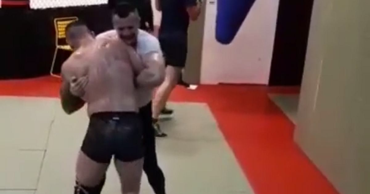 VIDEO Srpski borac objavio snimku s Cro Copom i oduševio svoje navijače