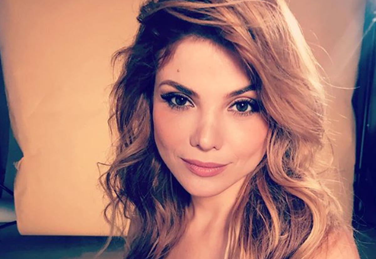 Lejla Filipović iznenadila golišavom fotkom u grudnjaku: "Volim cice"