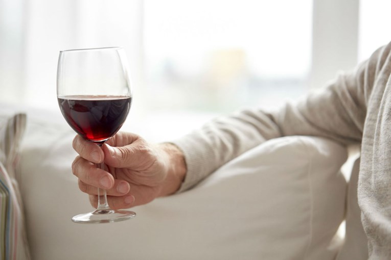 Čaša crnog vina ima jednak efekt kao odlazak u teretanu, kaže istraživanje