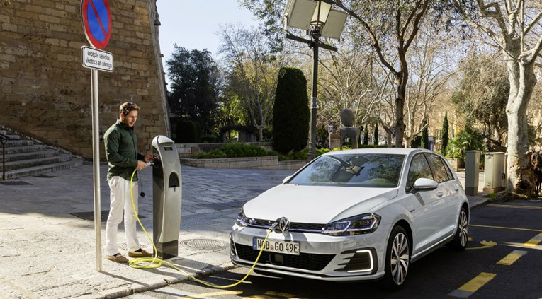 Nakon dizelske moguća elektro afera: Volkswagen pred novim opozivom