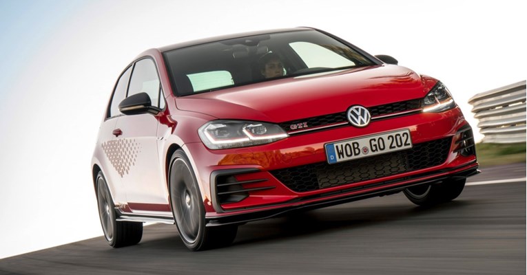 Direktno sa staze: Volkswagen predstavlja brutalni Golf GTI TCR
