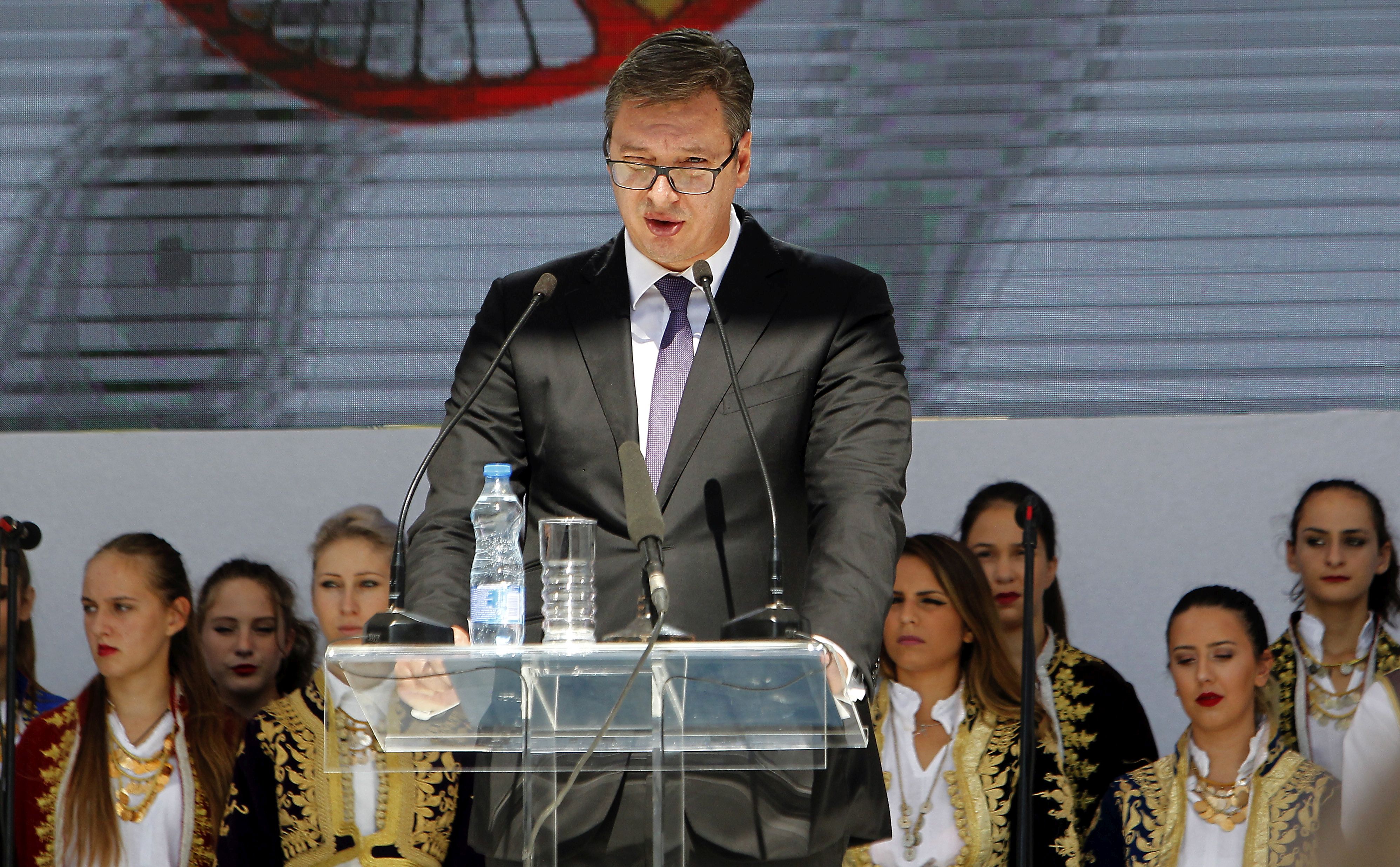 Vučić: Srbija je uvijek znala oružjem braniti svoju slobodu