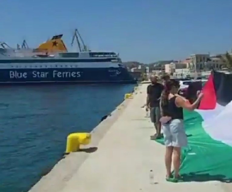 Propalestinski aktivisti spriječili iskrcaj Izraelaca u luci u Grčkoj