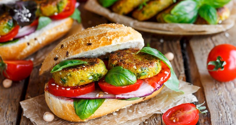 Pet recepata za popečke od povrća koje možete pojesti uz prilog ili u pecivu