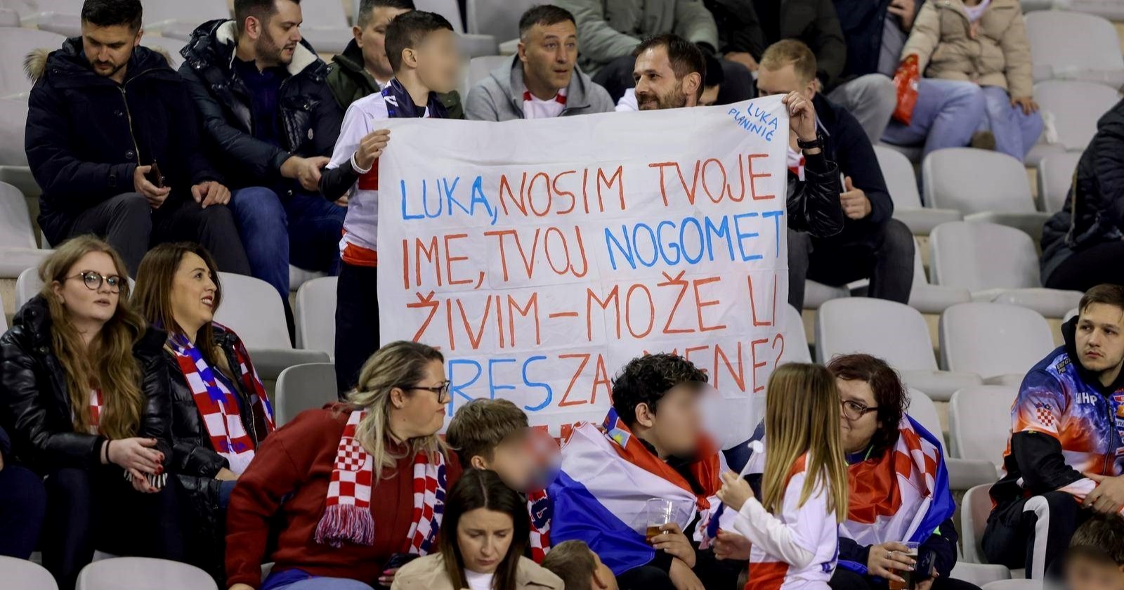 Modrića na Poljudu čeka zanimljiv transparent: "Nosim tvoje ime..."