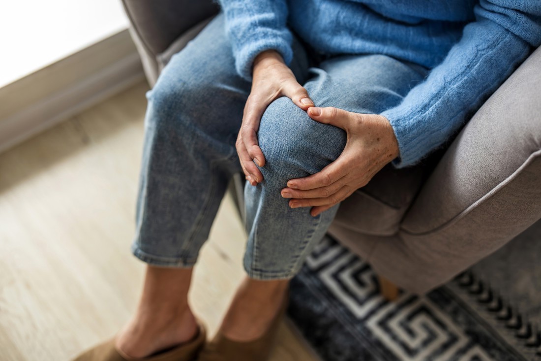 Osteopatkinja otkriva 5 navika koje štete vašim kostima