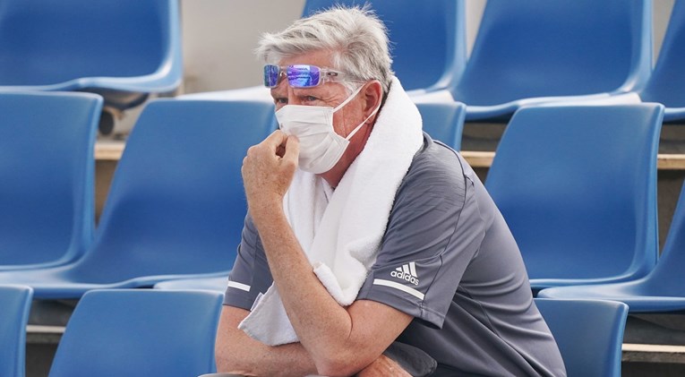 Požari, inhalatori i strah od odgode. Gledamo nikad luđi Australian Open