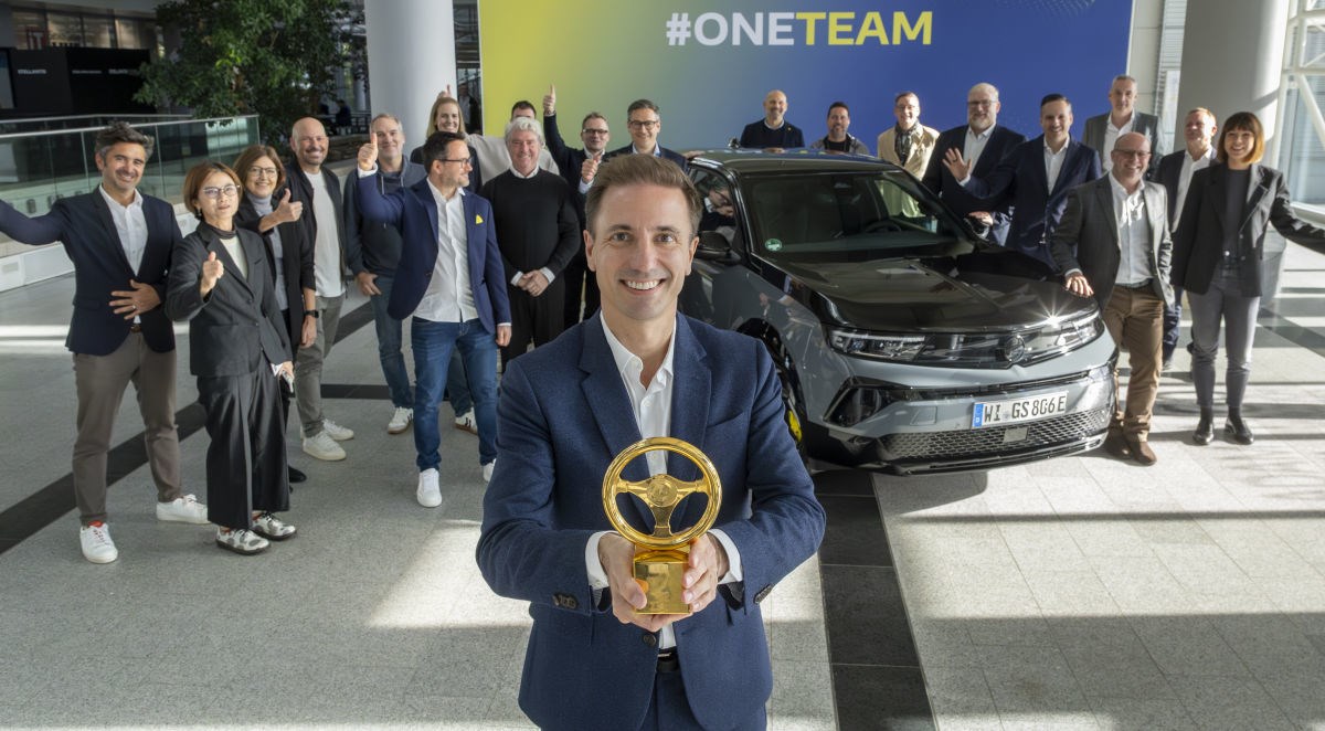 Opel Mokka GSE na sjajan se način najavila. Osvojila je prestižni "Zlatni volan 2025"