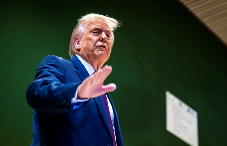 Trump tuži najveću američku banku 