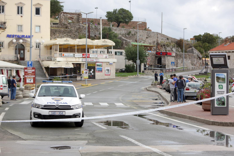U Senju pucao na dvojicu muškaraca