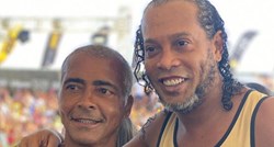 VIDEO Ronaldinho i Romario oduševili Copacabanu majstorskim potezima