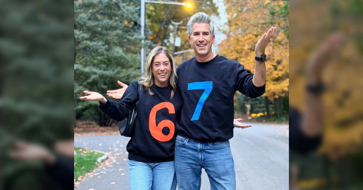 Roditelji pozirali u viralnom kostimu za Noć vještica: "Naša djeca ga mrze"