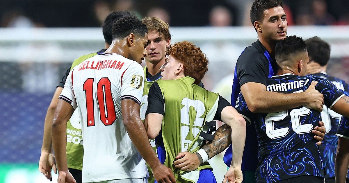 Bellingham s leđa ošamario igrača Argentine dok je slavio
