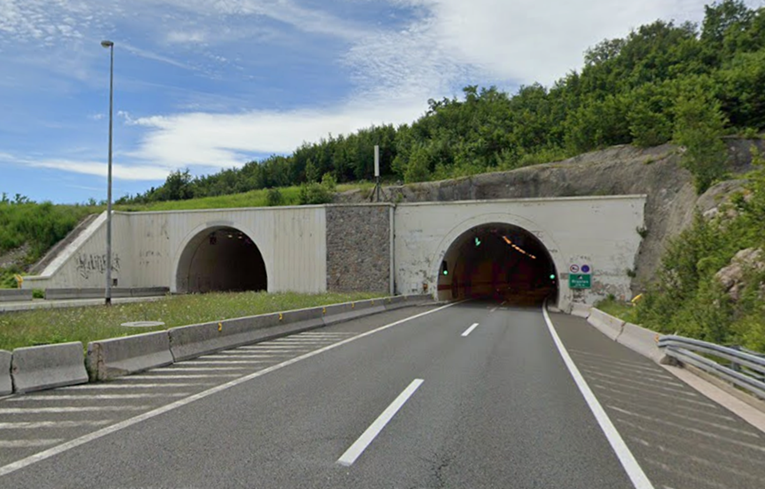 Tijekom noći dvoje poginulih u prometu