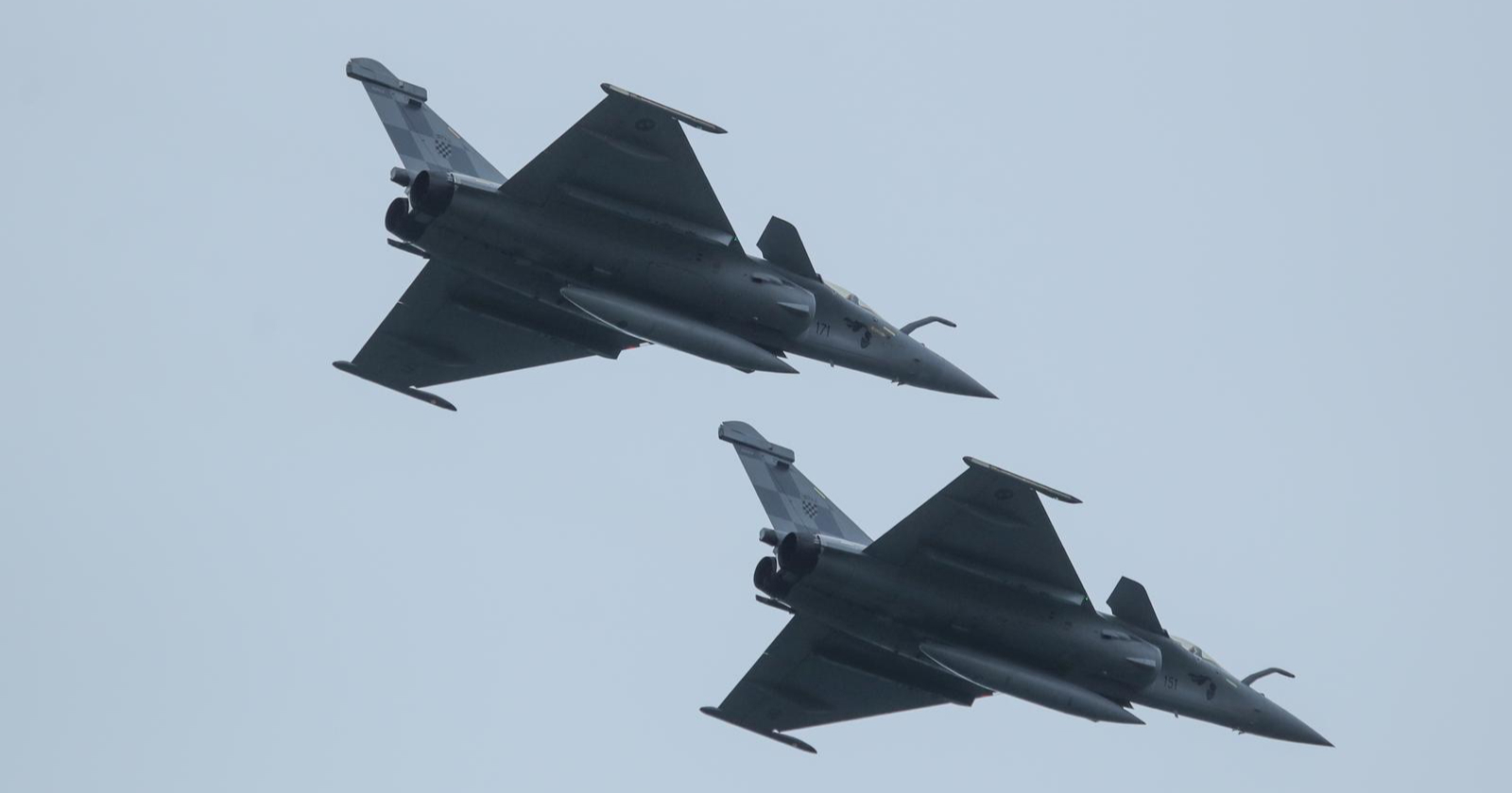 Rafalei će danas sat vremena letjeti nad šest županija. Očekuje se jaka buka