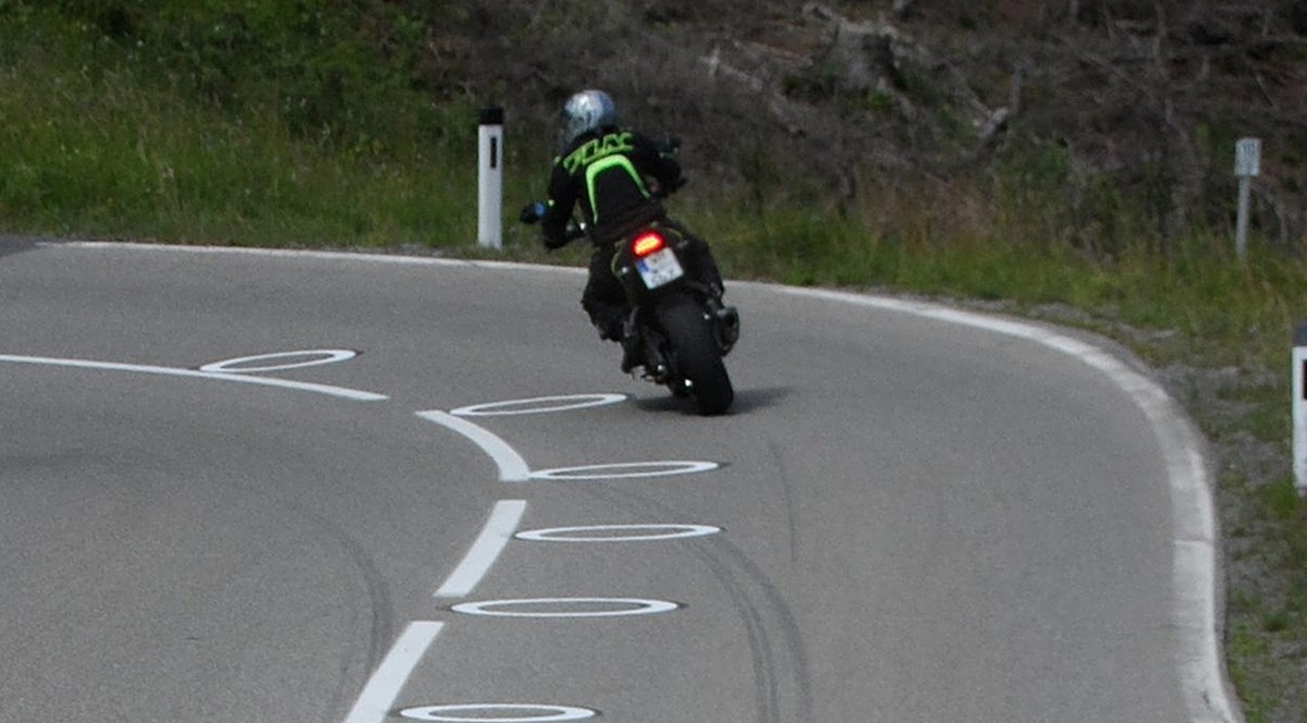 Što znače ovi krugovi na cesti?