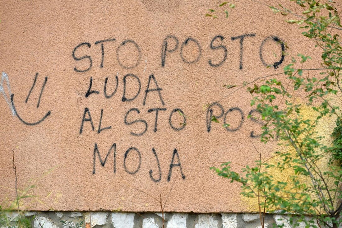 Ljubavni grafit u Šibeniku privukao pažnju prolaznika