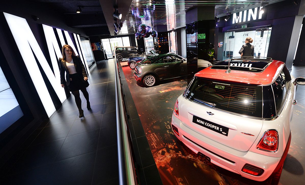 Britanska vlada i udruženje automobila pokrenuli program potpore dobavljačima