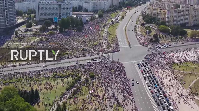 VIDEO Prosvjed u Minsku snimljen je iz zraka: 100.000 ljudi traži odlazak Lukašenka