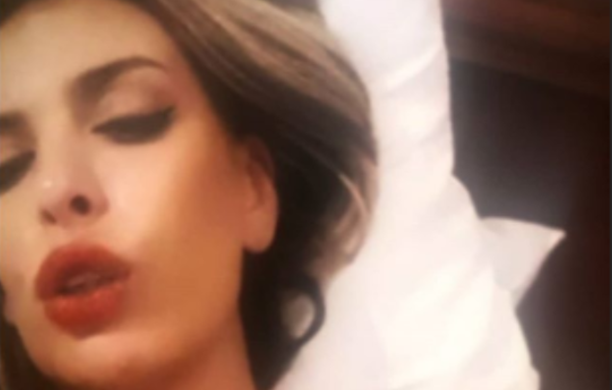 Ava Karabatić fotkala svoju guzu, jedni je mole da skine gaćice, drugi poručuju da je fuj