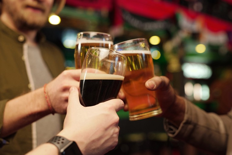 Znate li koliko je alkohola previše? Donosimo smjernice za umjerenu konzumaciju
