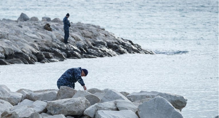 Nestalu medicinsku sestru u Splitu traže sonarom i dronom, u moru su i ronioci