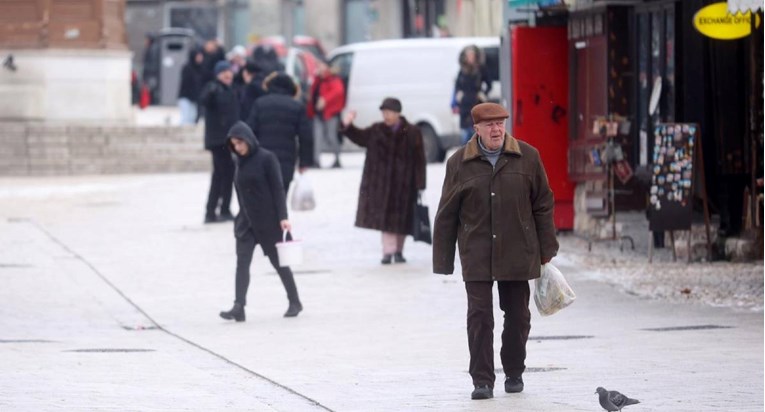 Prosječna plaća u BiH je 595 eura. Sindikati: To nije dovoljno za prehranu obitelji