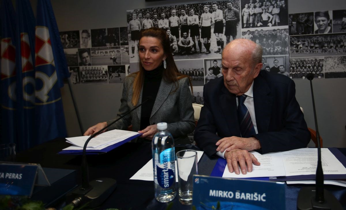 Skupština Dinama pljeskala Mamiću: "Hvala, Zdravko! Ovo je plod tvoje vizije"