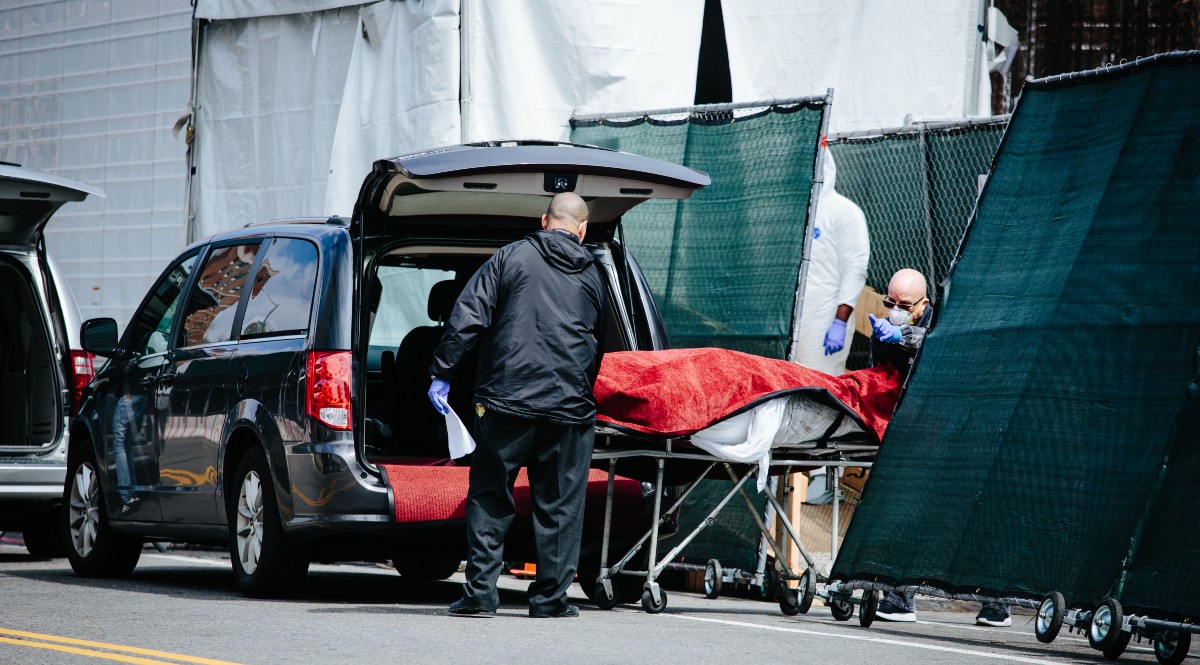 U SAD-u je od koronavirusa oboljelo više od 400.000 ljudi