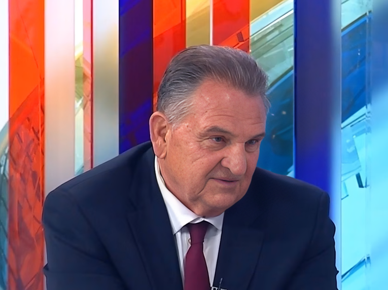 Čačić o Vjesniku: Nema govora da bi država podmetnula požar, radi se o neodgovornosti