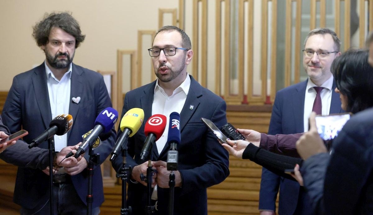 Tomašević o koncertu Thompsona: Zaključili smo da je bolje ne premještati konje