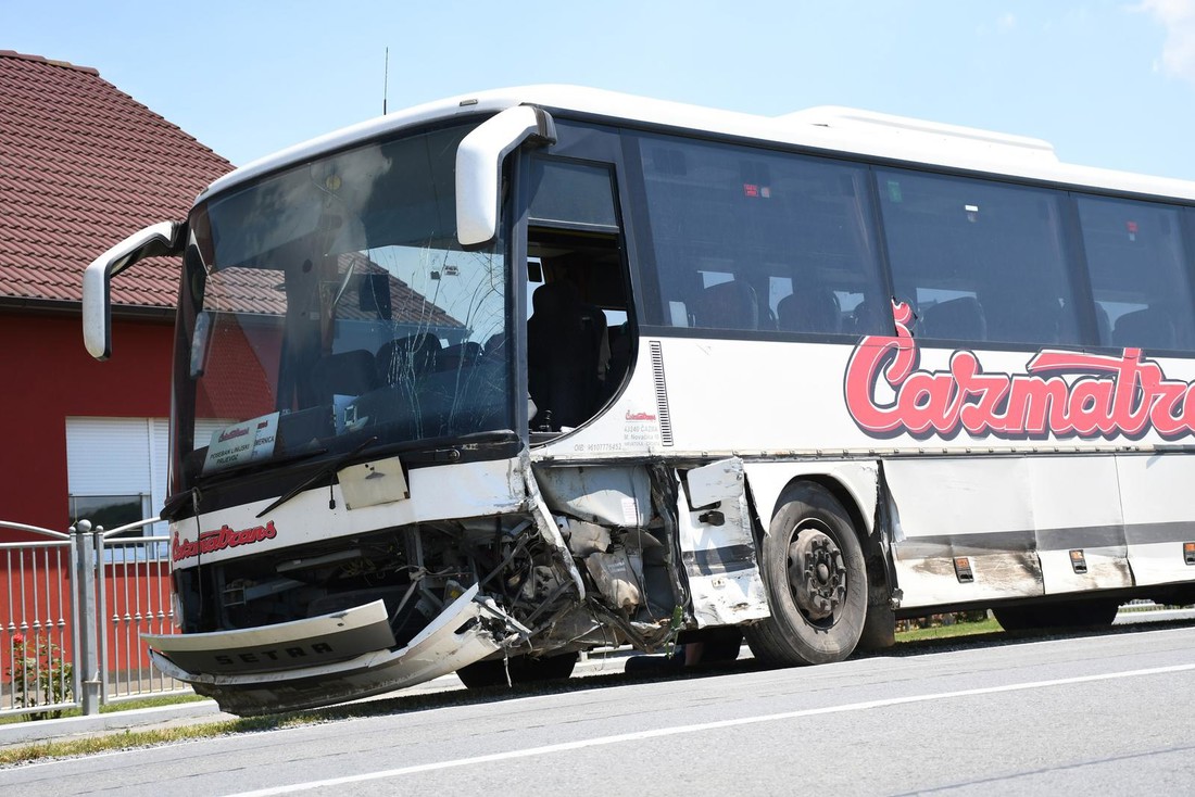 Ukrao Čazmatransov bus pa ekipu iz birtije odvezao na piće u susjedno selo