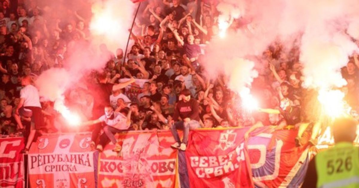 FOTO "Rat" na beogradskom derbiju. Mijatović divljao u loži, provokacije na tribinama