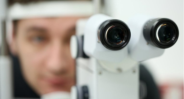 Njemački oftalmolozi: Zbog pandemije očekujemo više kratkovidne djece
