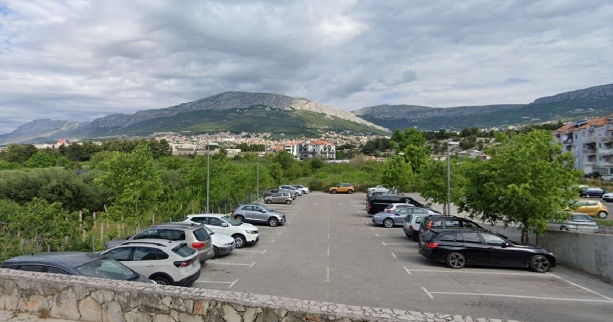 U Solinu se zbog parkiranja potukle dvije obitelji. Ima teško ozlijeđenih