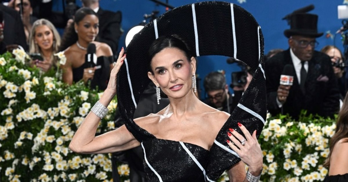Klasični nokti, jednostavna šminka: Demi Moore je očarala