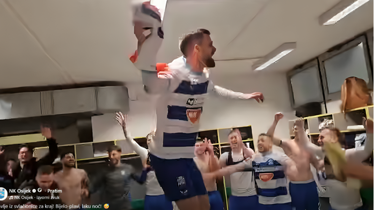 VIDEO Nakon mjeseci depresije, u Osijekovoj svlačionici ponovo se pjevalo i slavilo