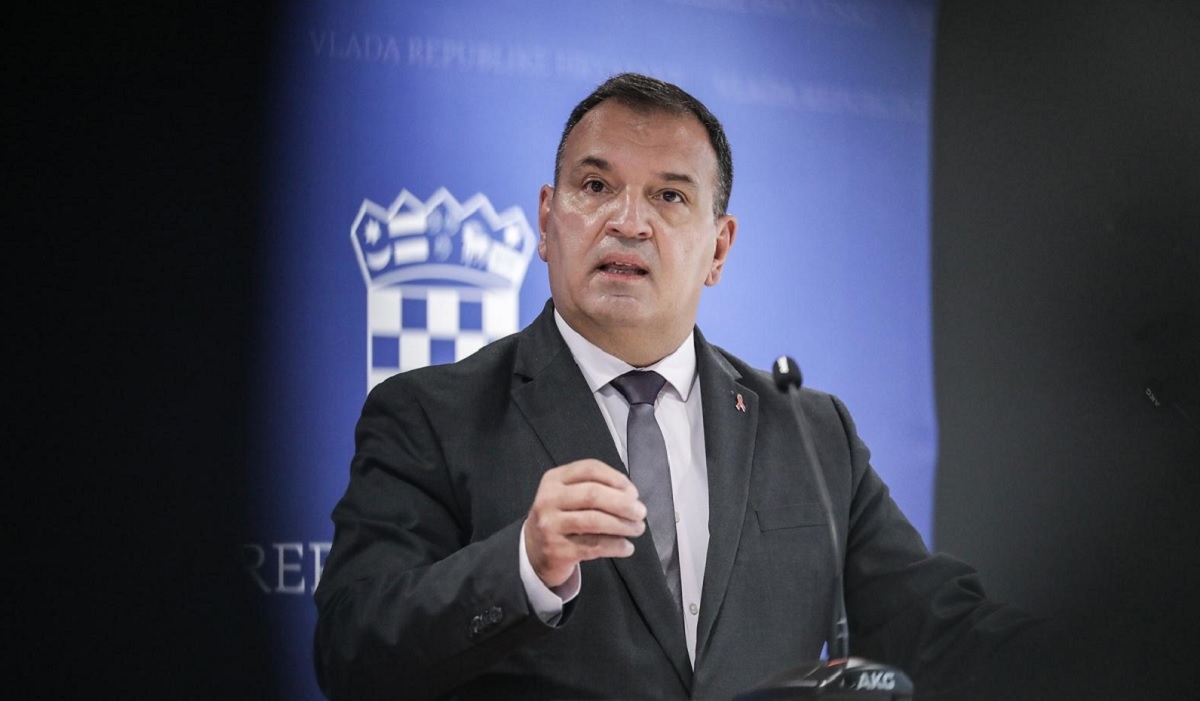 Bulj poziva ljude na doček u "slobodan grad Sinj". Beroš mu odgovorio