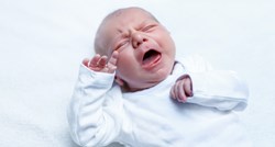Liječnik objasnio zašto neke bebe ostanu bez zraka od plakanja