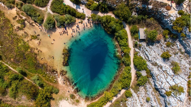 FOTO Ovako izgleda izvor rijeke Cetine iz zraka