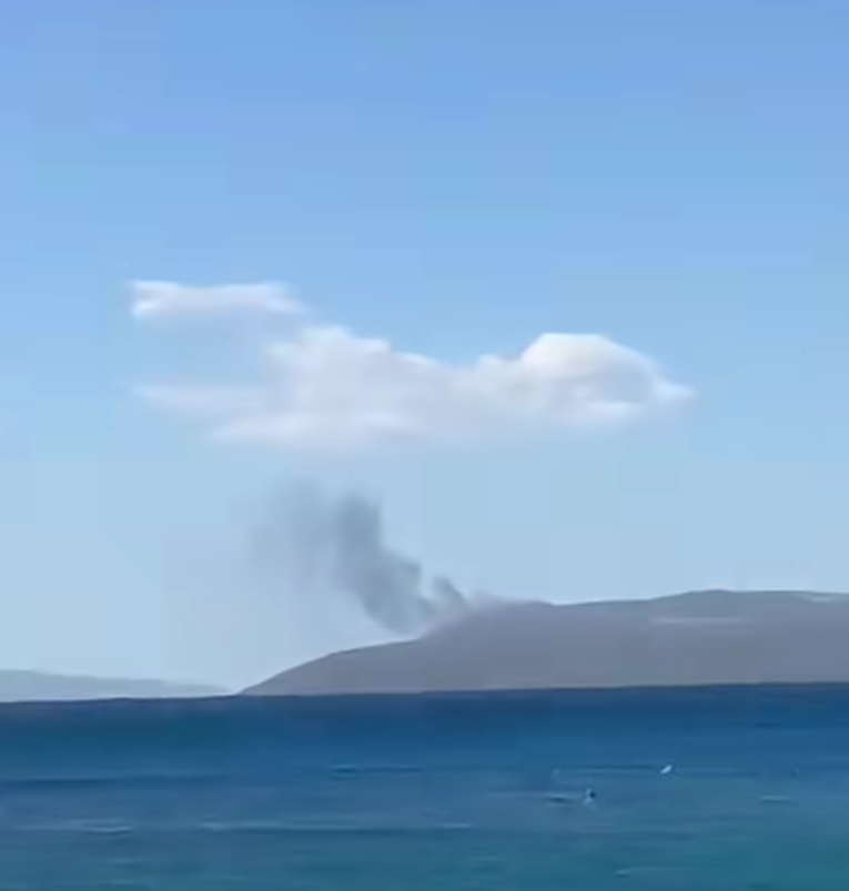 VIDEO Gori odlagalište otpada na Braču