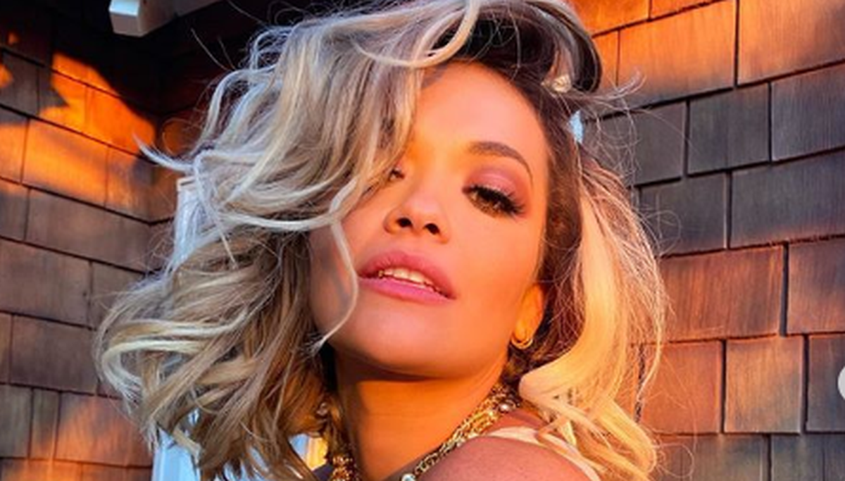 Rita Ora objavila fotku na kojoj je potpuno gola