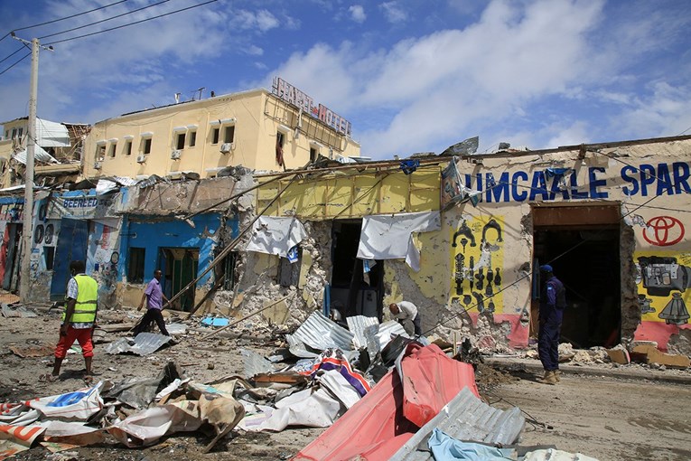 Najmanje 20 mrtvih u terorističkom napadu u središnjoj Somaliji